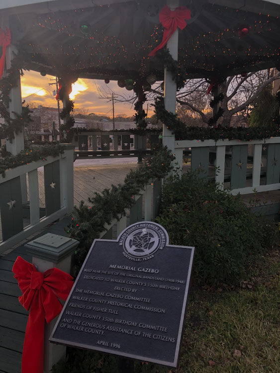 December 26  Beautiful dedication to our veterans seen at this beautiful sunset. We continue to enjoy sunsets in freedom thanks to the sacrifices of so many others.