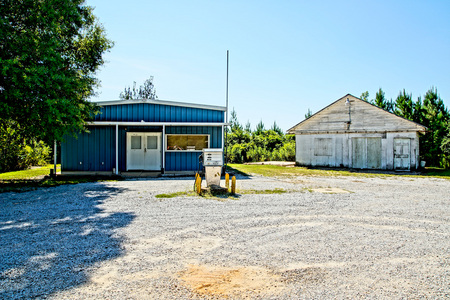 Vacant one-pump gas station in Mississippi.